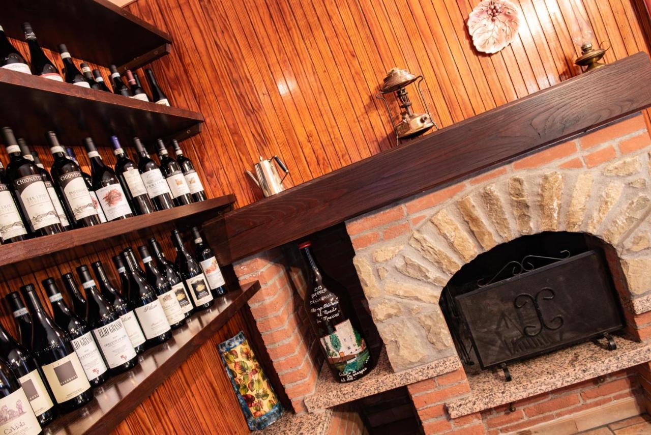 Ristorante Albergo Da Maurizio Cravanzana Екстер'єр фото