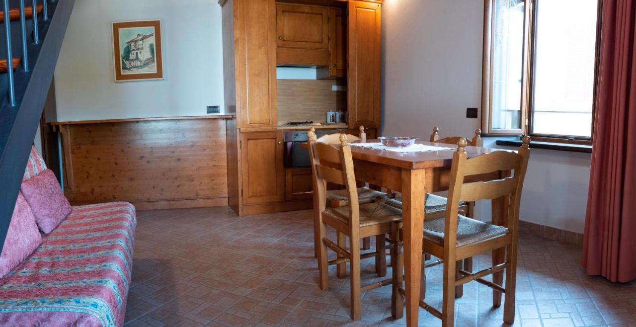 Ristorante Albergo Da Maurizio Cravanzana Екстер'єр фото